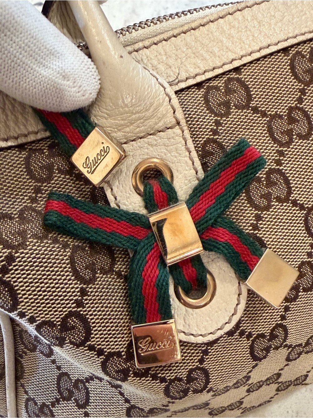 GUCCI Medium GG Canvas Prince Tote Preloved - Picture 11 of 16